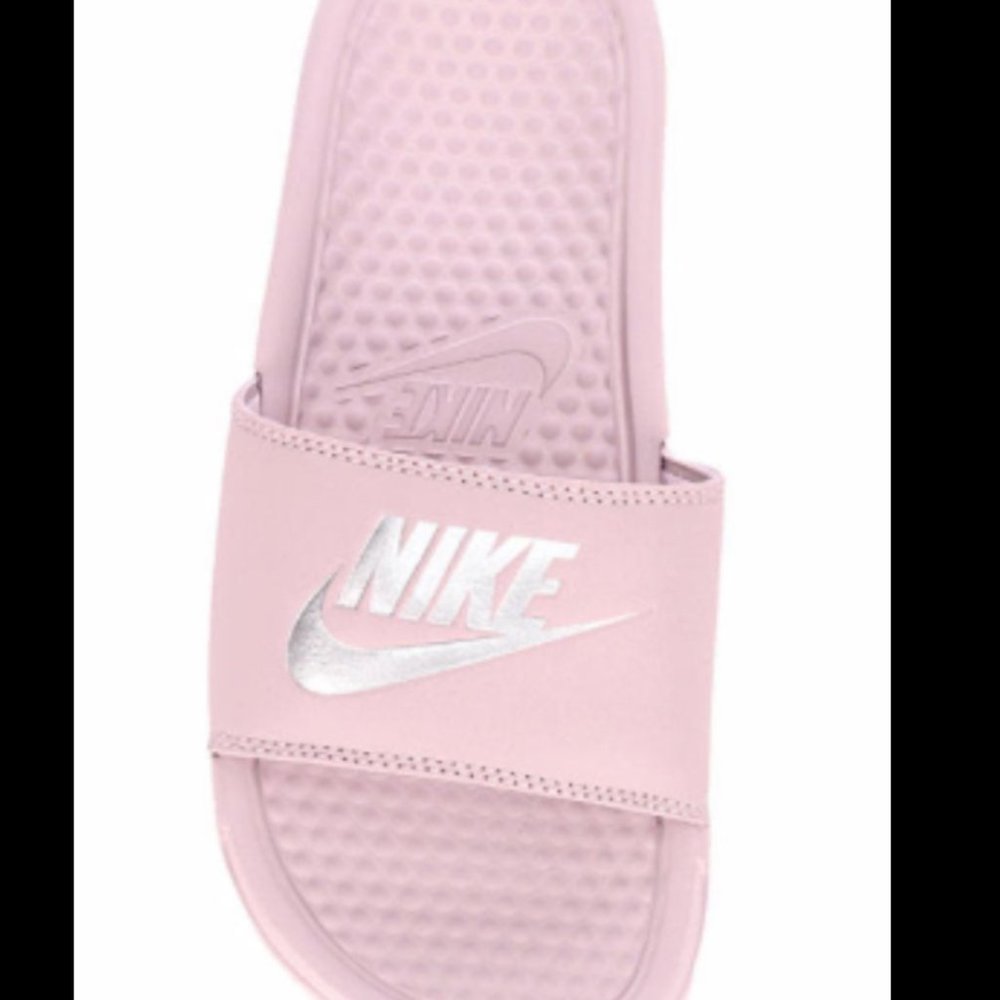 Nike Slides - Picture 2 of 4
